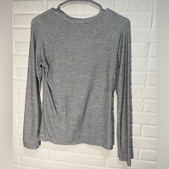 Fabletics Sweater - Picture 3 of 3